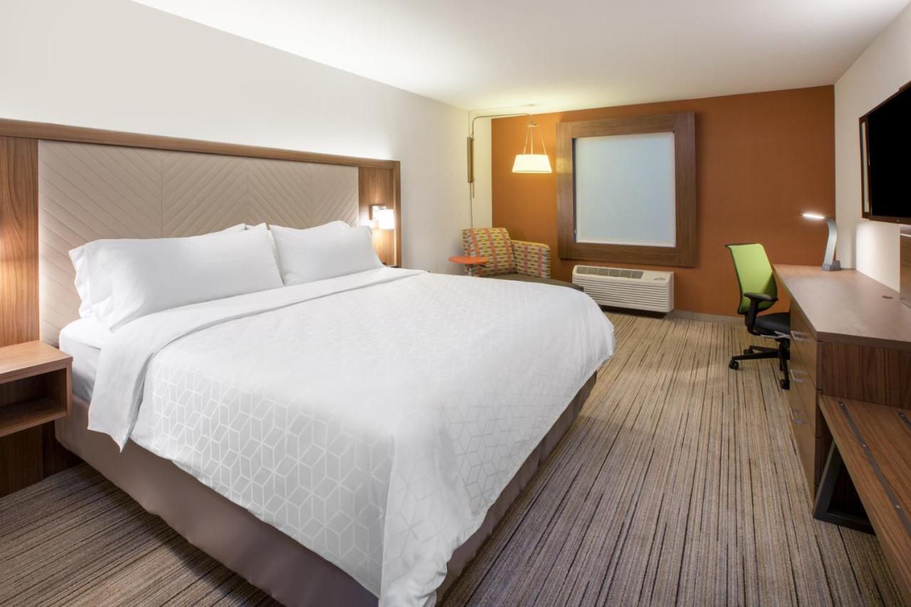 Holiday Inn Express & Suites Dayton East - Beavercreek By Ihg מראה חיצוני תמונה