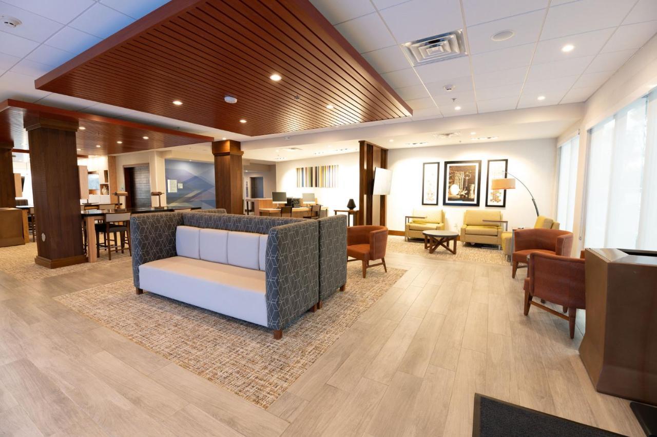 Holiday Inn Express & Suites Dayton East - Beavercreek By Ihg מראה חיצוני תמונה